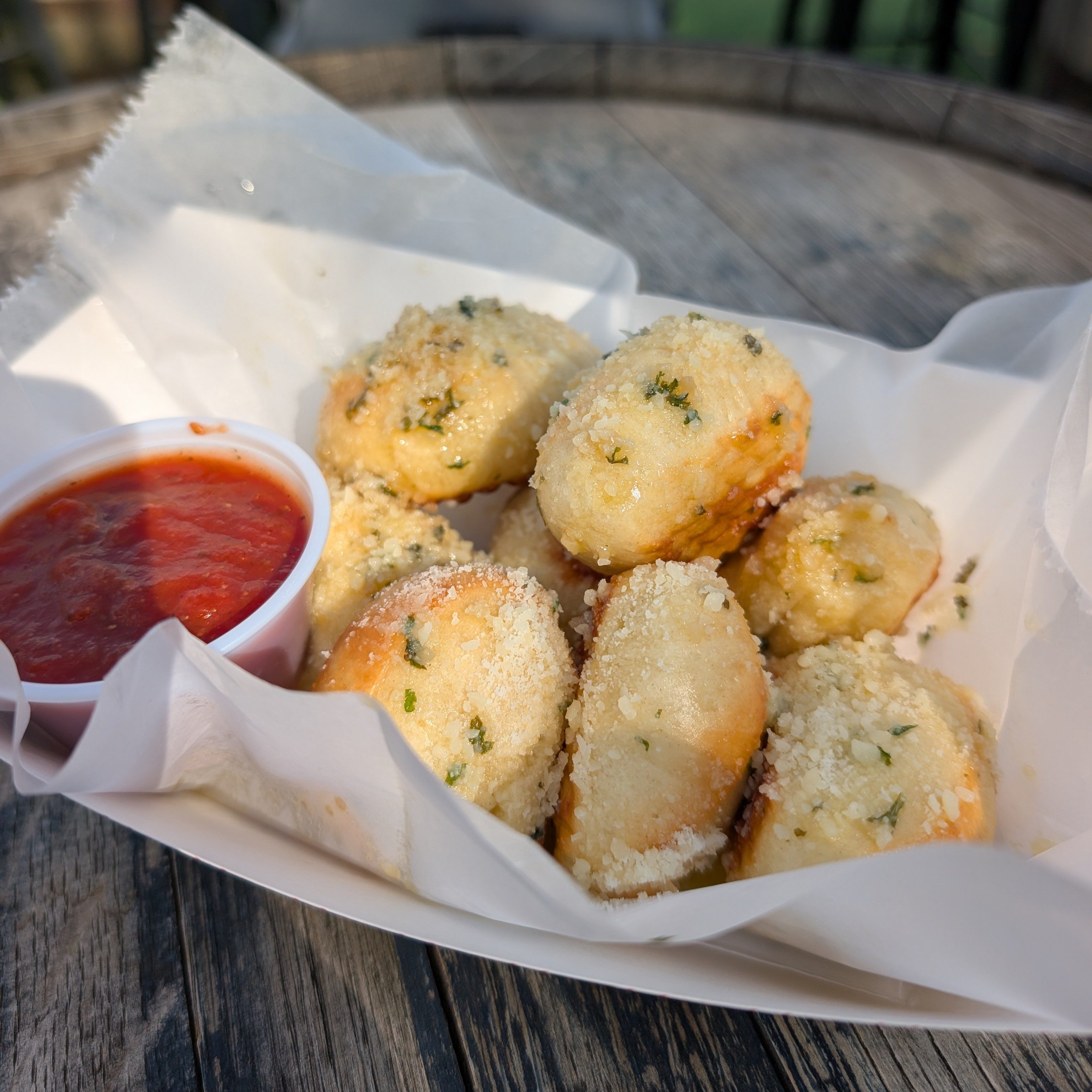 "Garlic-Nots".